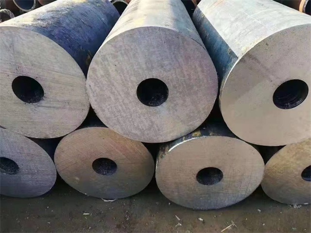 巴彥淖爾厚壁無縫鋼管定制