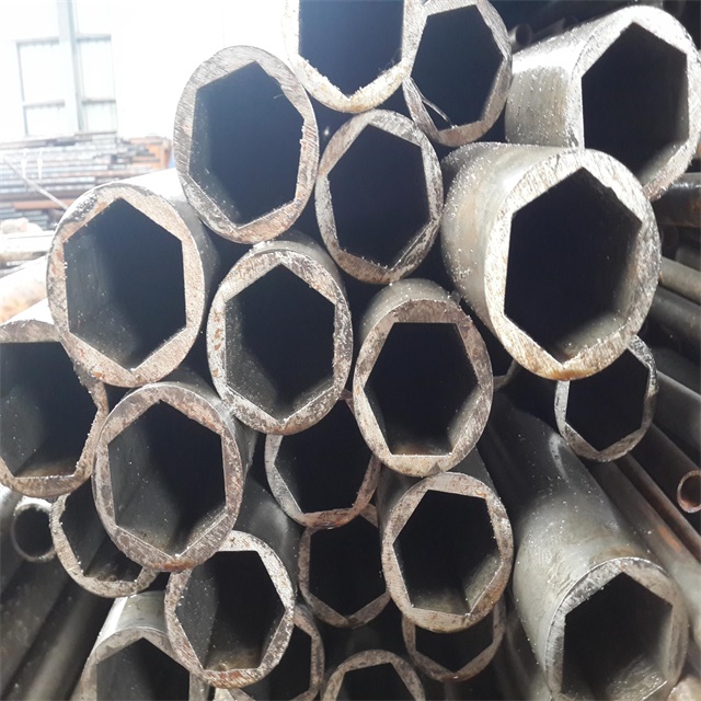 巴彥淖爾異型無縫鋼管